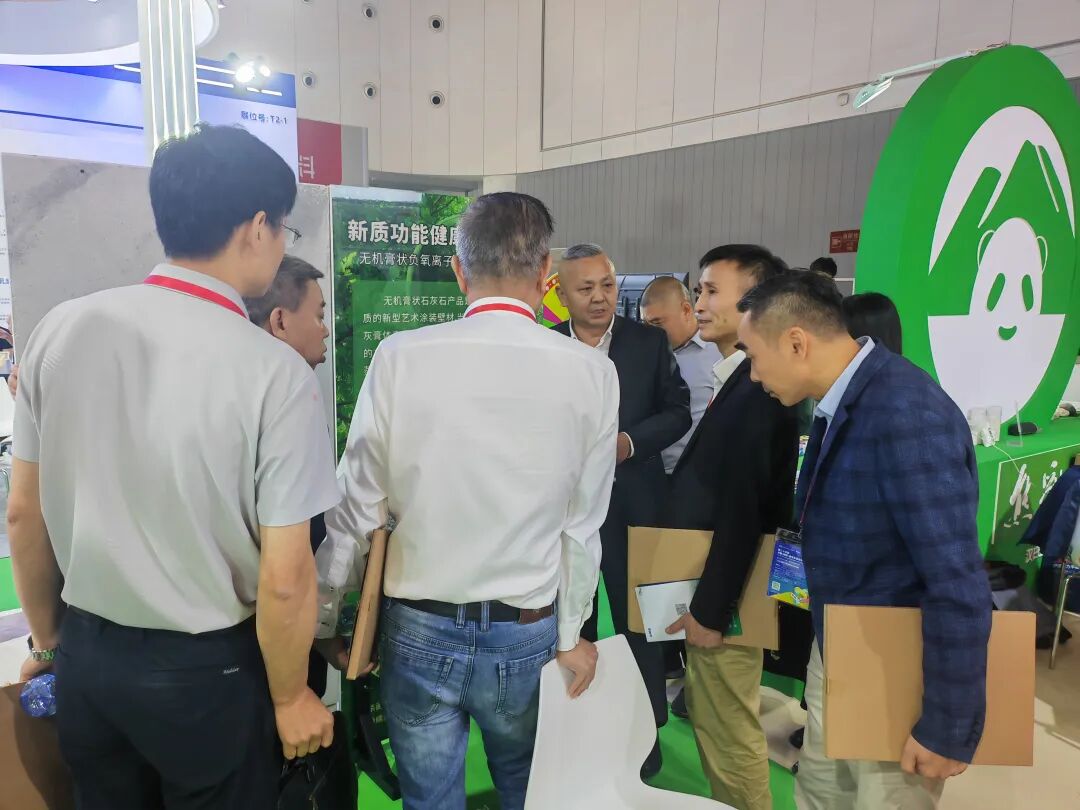 绿润易涂闪亮成都建博会,新质无机艺术涂料引领墙面革新 绿润易涂闪亮成都建博会,新质无机艺术涂料引领墙面革新